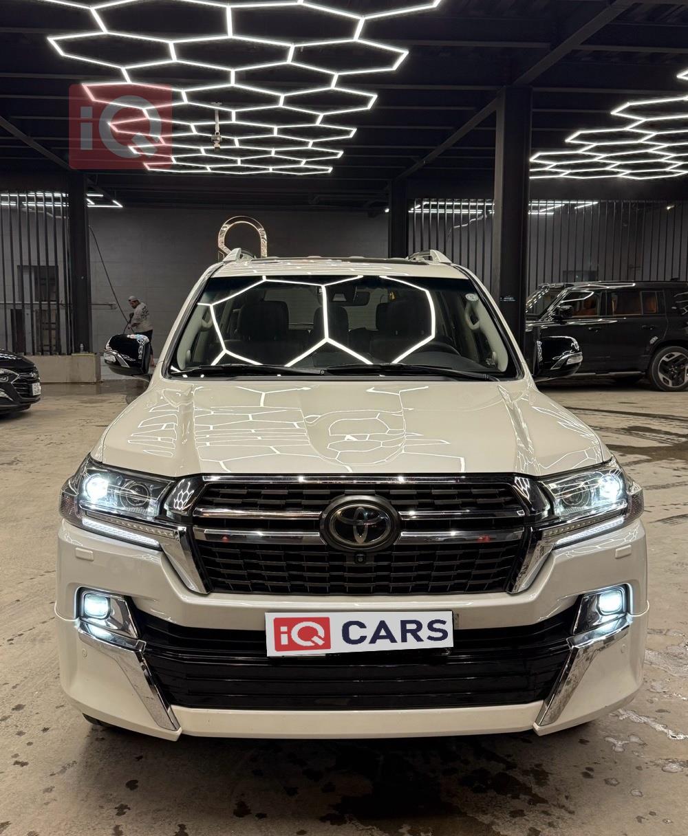 تويوتا لاندكروزر